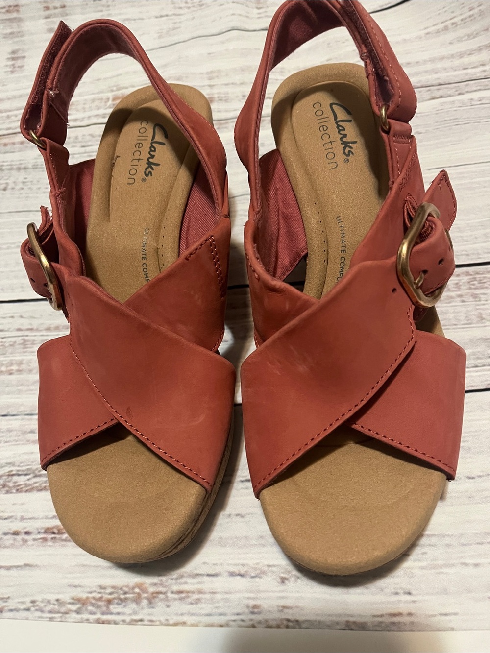 Clarks Women's Cherry Nubuck Leather Crossover Slingback Sandals Wedge  7.5